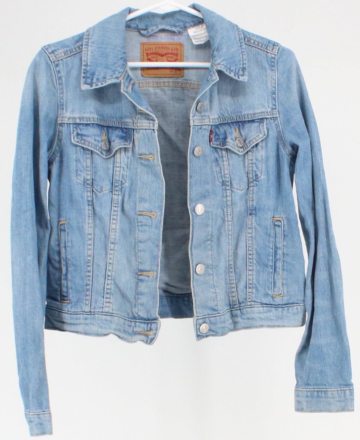 Levis Medium Wash Women's Denim Jacket