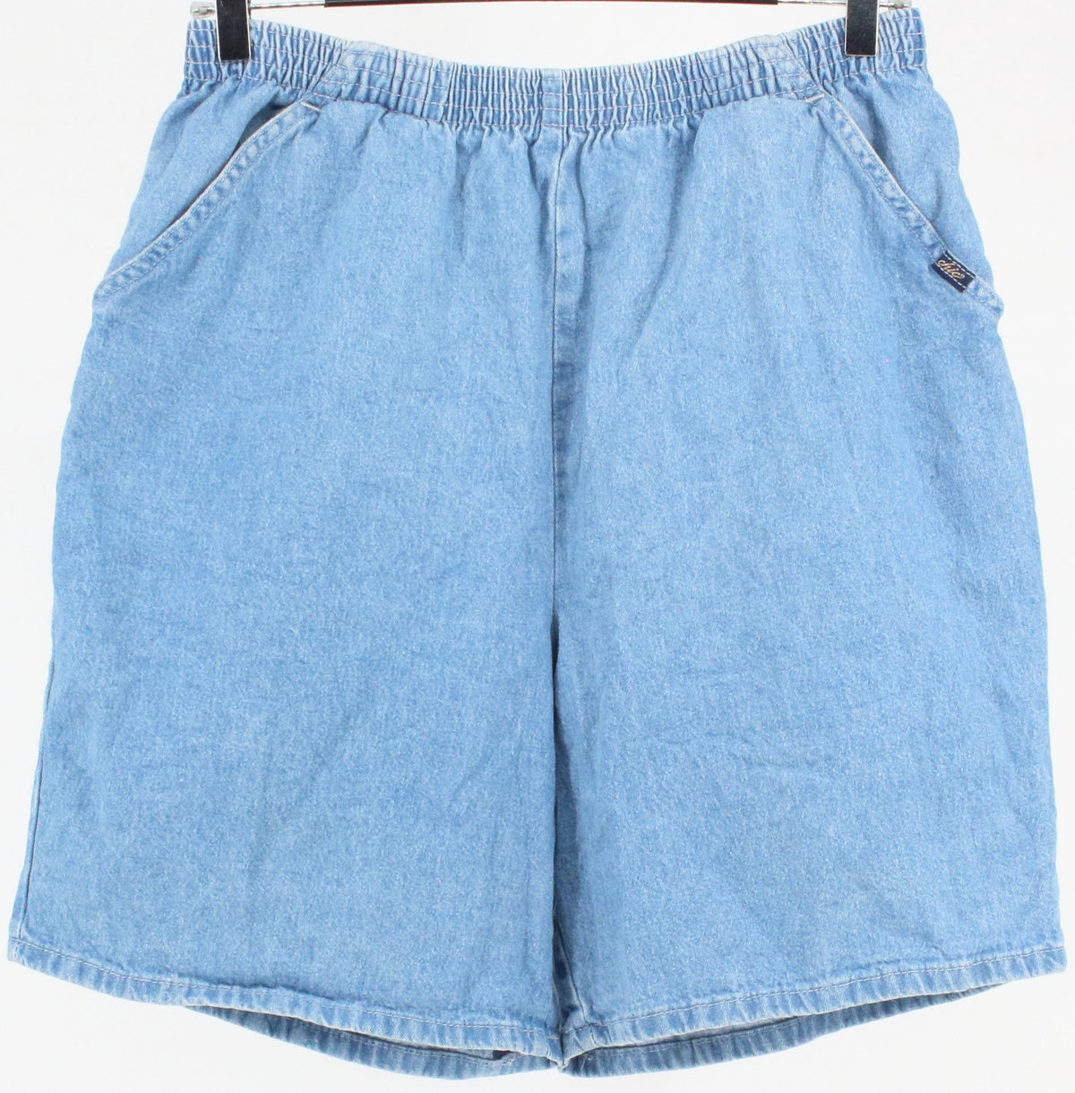 Chic Blue Wash Denim Shorts