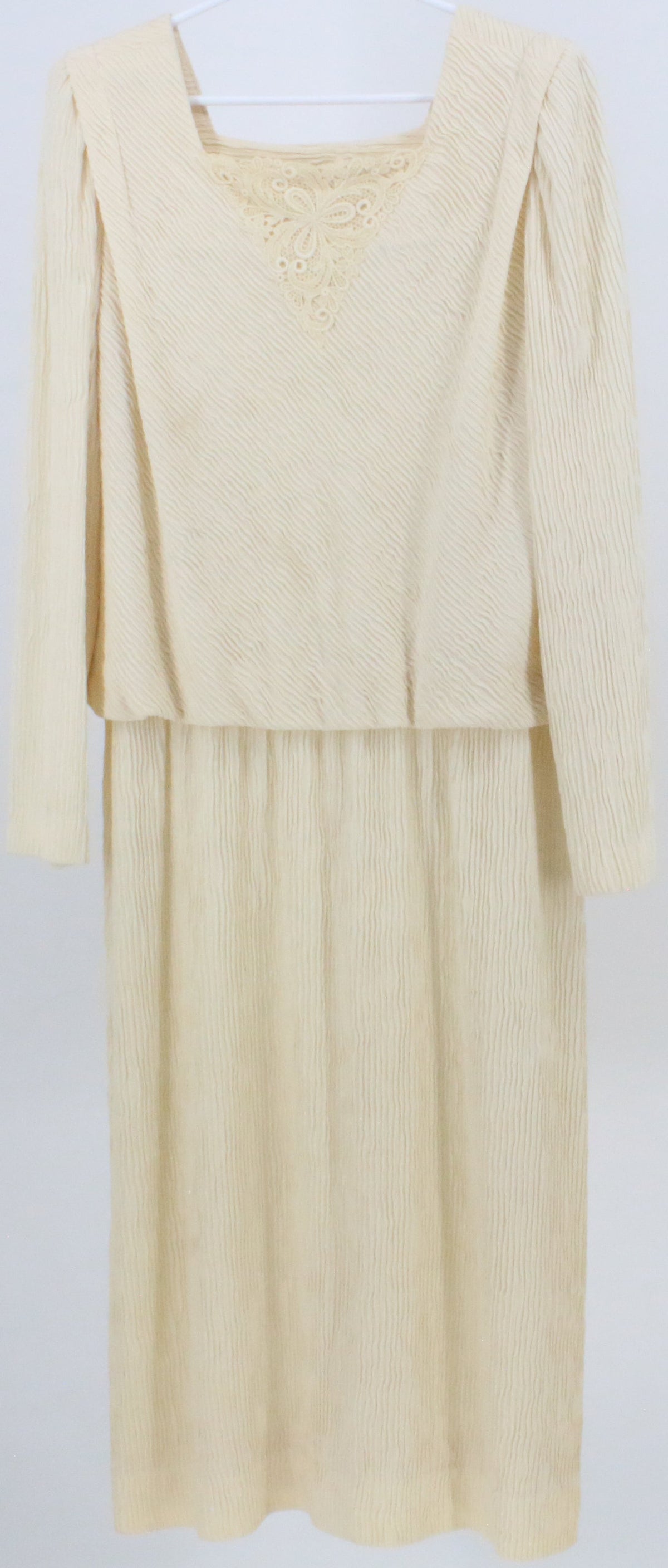 Leslie Fay Petites Off White Long Sleeve Dress