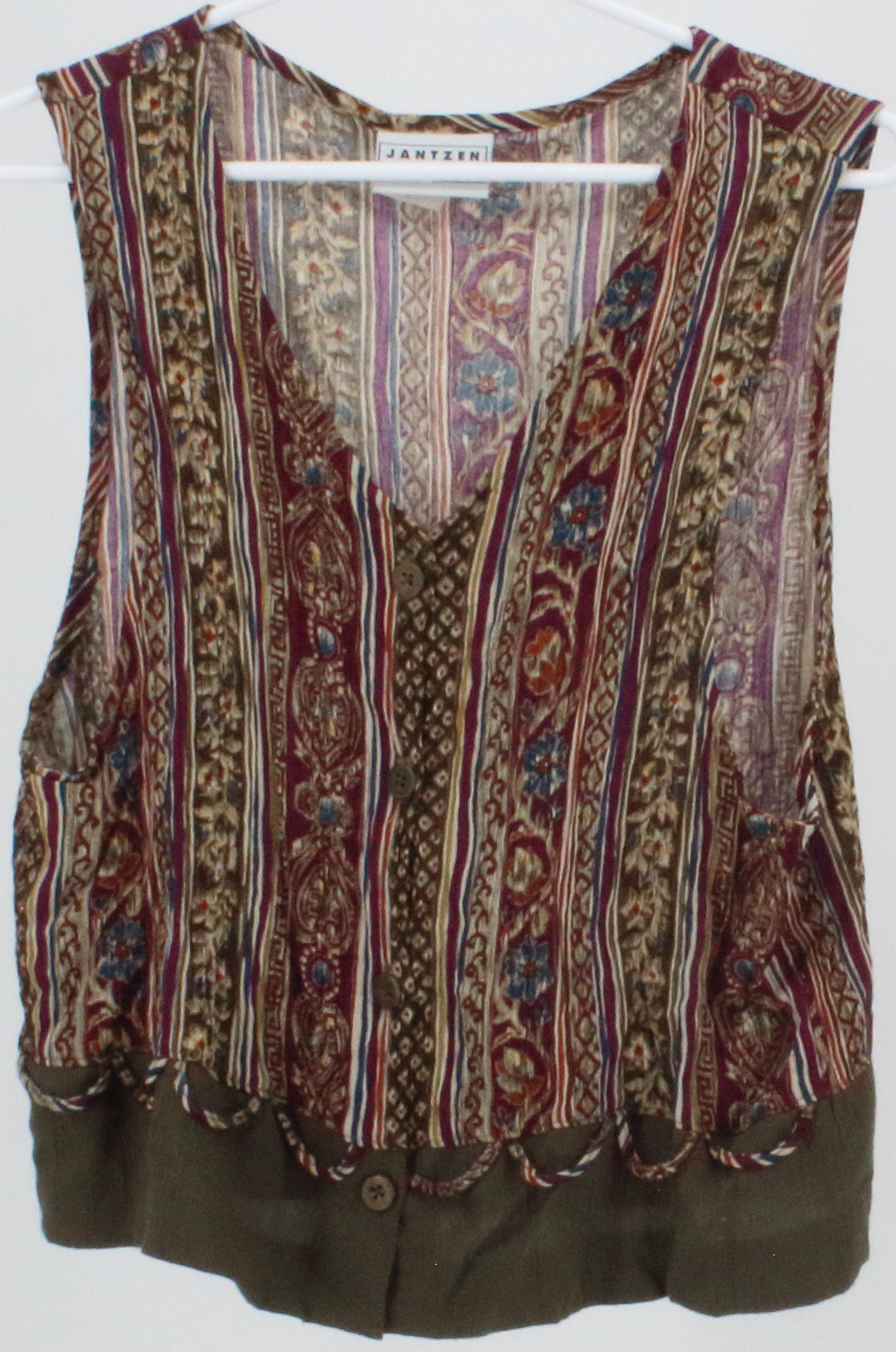 Jantzen Petite Multicolor Buttons Cropped Top