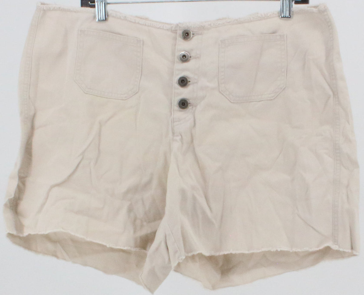 Venezia Jeans Clothing Co. Light Beige Shorts