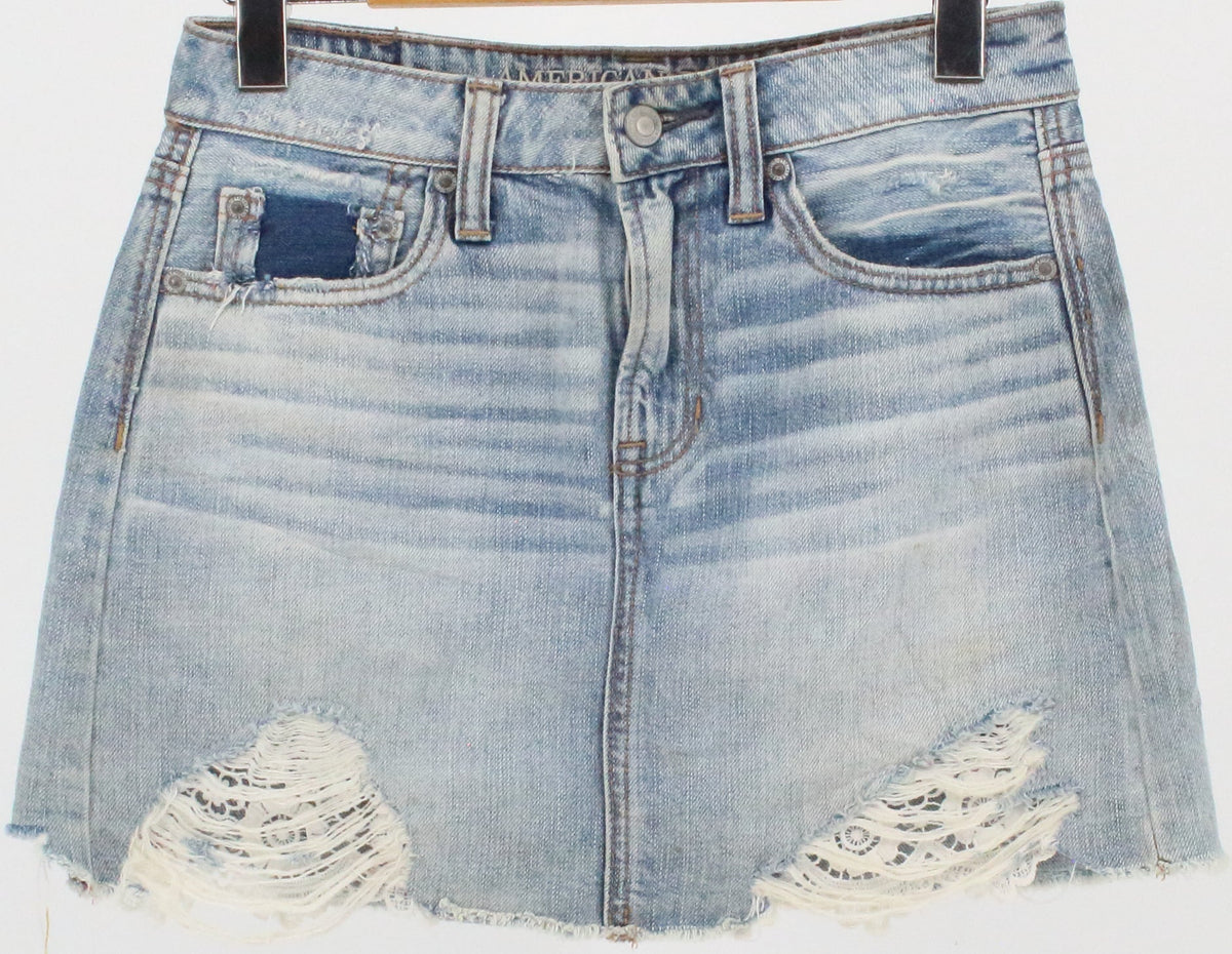 American Eagle Outfitters Light Wash Distressed Denim Skirt