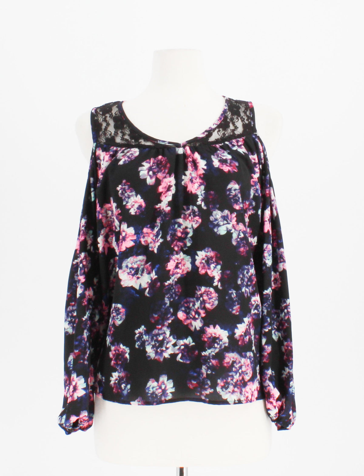 Decree Cold Shoulder Long-sleeved Floral Blouse